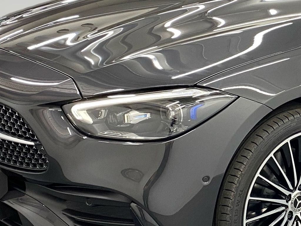 Mercedes-Benz C 300 2025