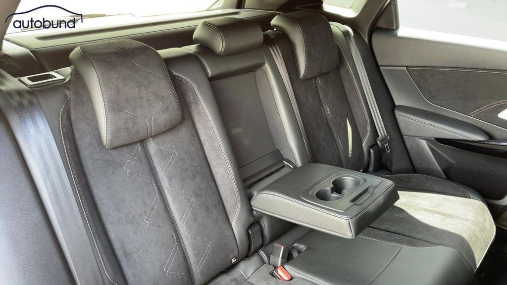 DS Automobiles DS7 (Crossback) 2025