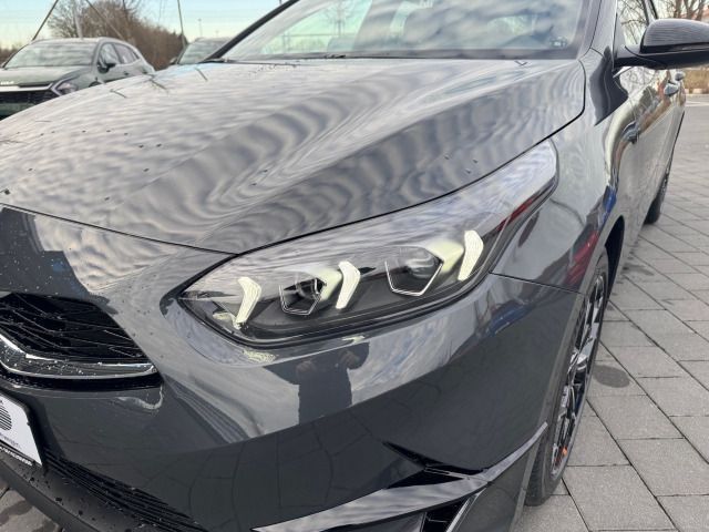 Kia cee'd / Ceed 2025