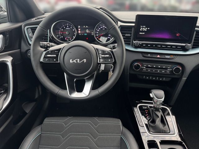 Kia cee'd / Ceed 2025