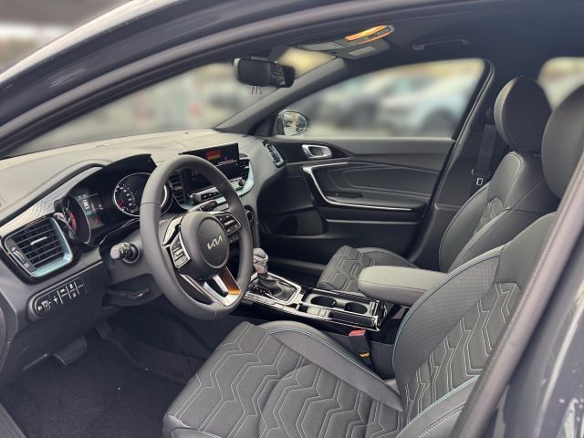 Kia cee'd / Ceed 2025