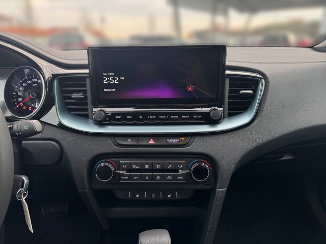 Kia cee'd / Ceed 2025