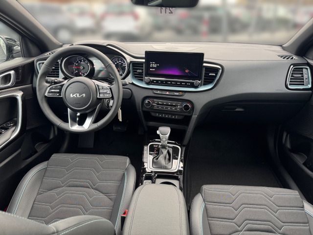 Kia cee'd / Ceed 2025