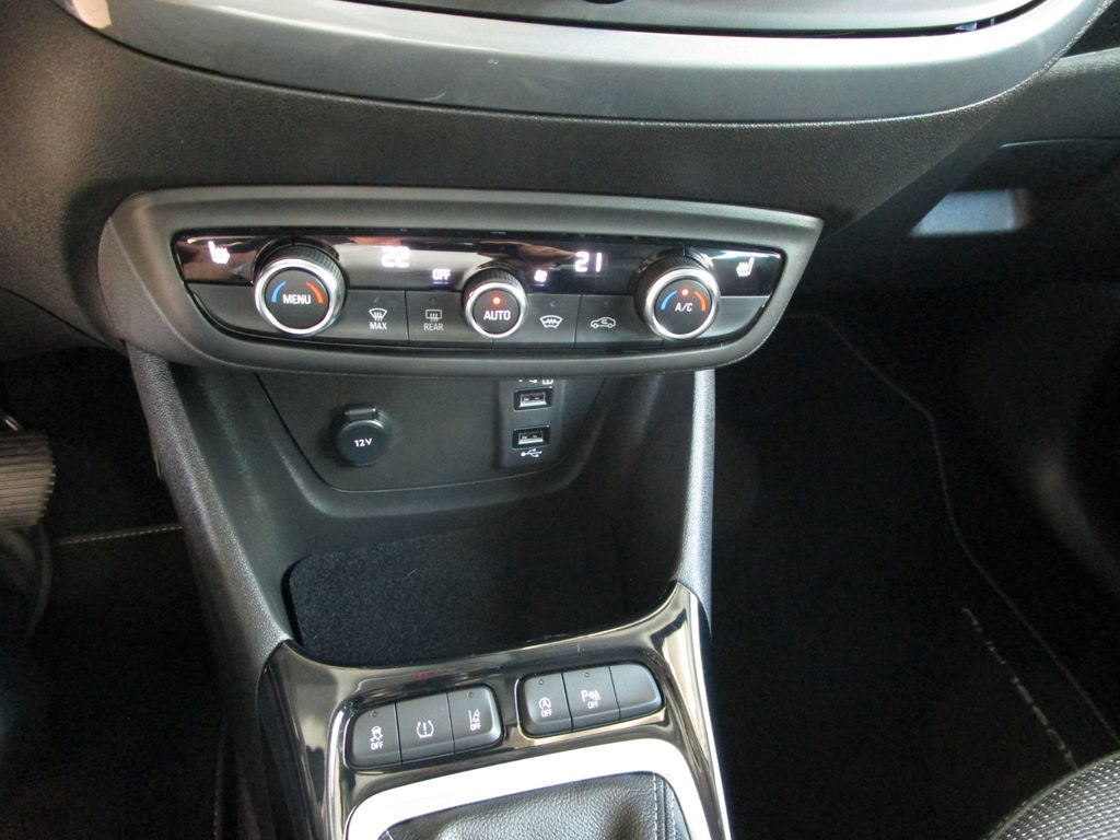 Opel Crossland (X) 2024