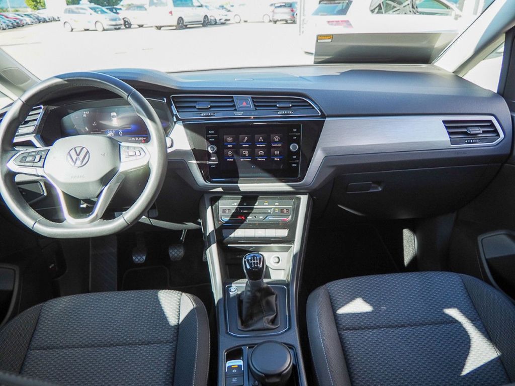 Volkswagen Touran 2024