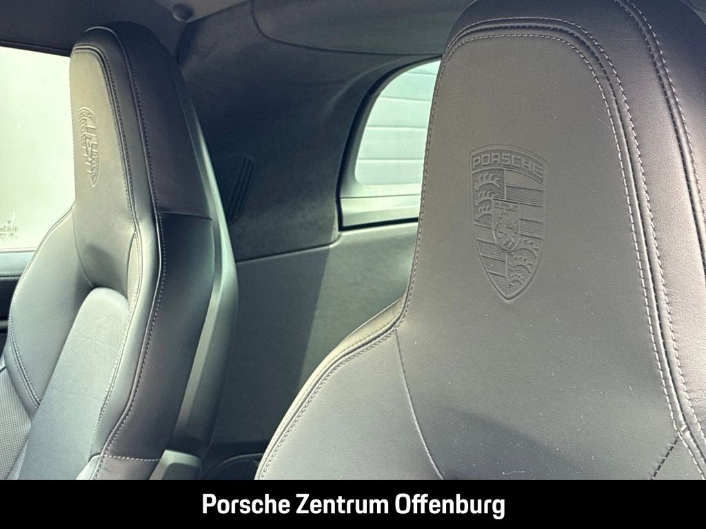 Porsche 992 2024