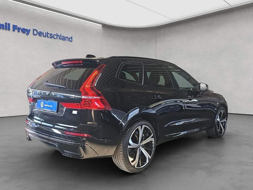 Volvo XC60 2022