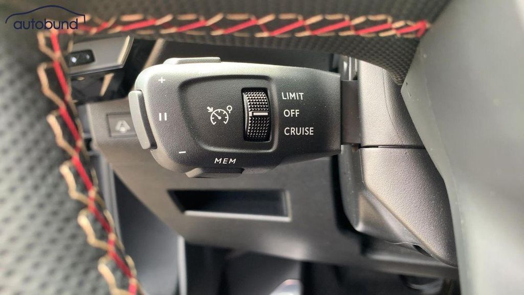 DS Automobiles DS7 (Crossback) 2025