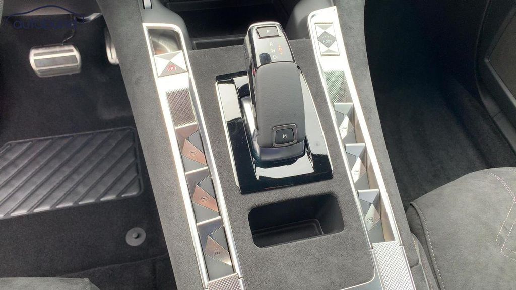 DS Automobiles DS7 (Crossback) 2025