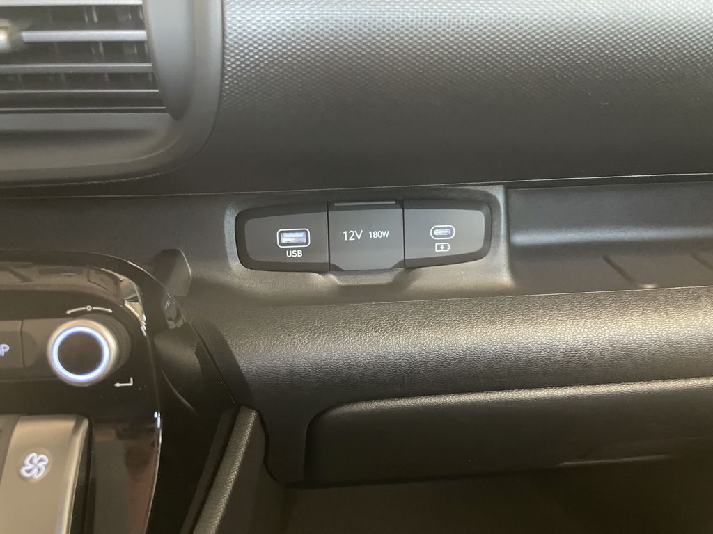 Hyundai INSTER 2025