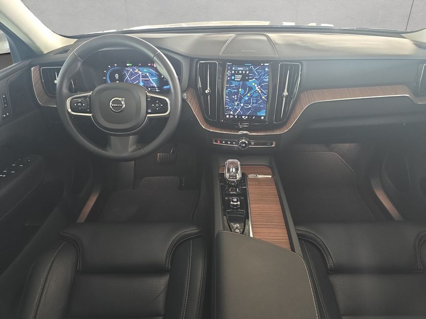 Volvo XC60 2023
