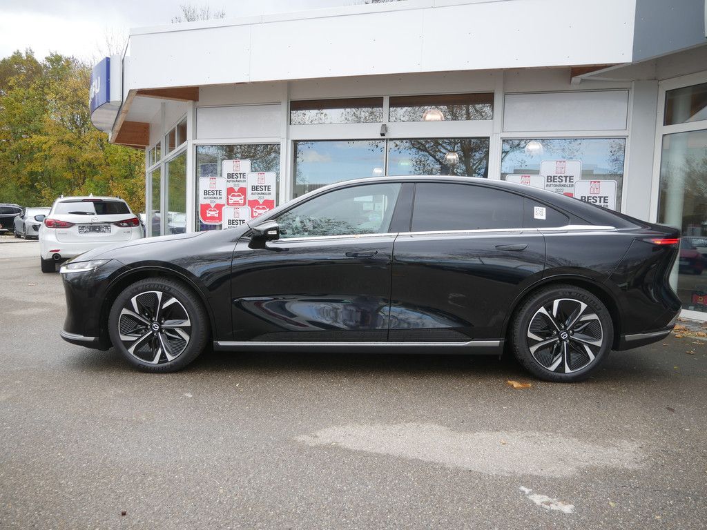 Mazda 6e 2025
