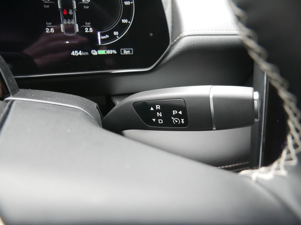 Mazda 6e 2025
