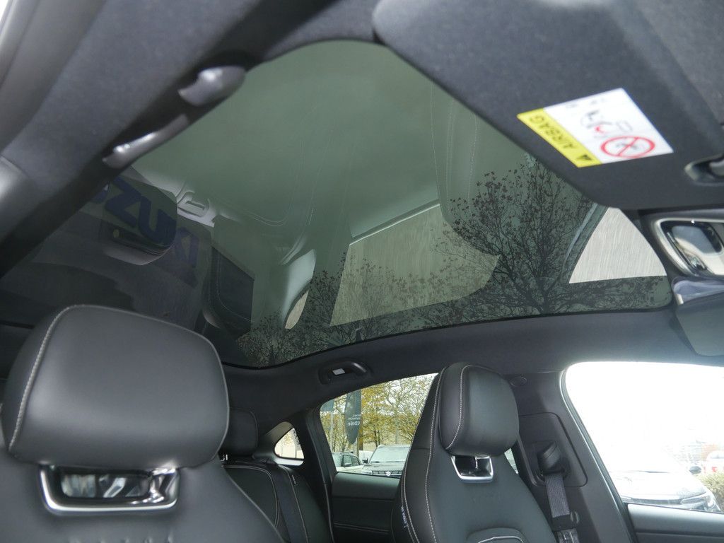 Mazda 6e 2025