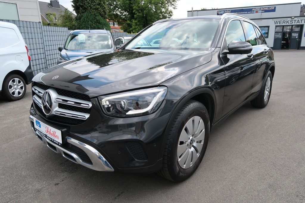 Mercedes-Benz GLC 200 2021