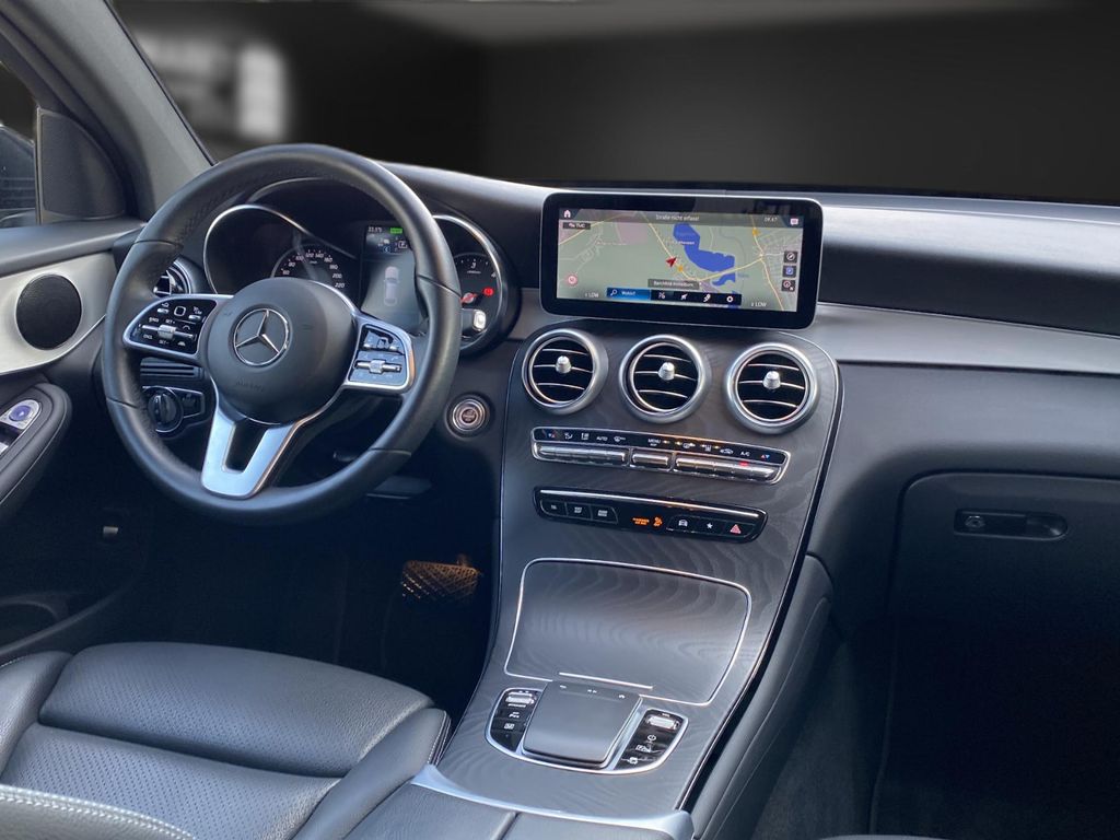 Mercedes-Benz GLC 300 2022