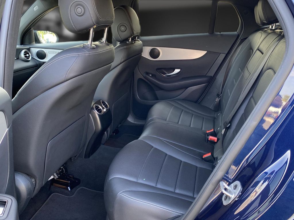 Mercedes-Benz GLC 300 2022