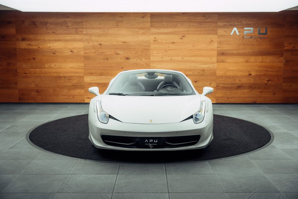 Ferrari 458 2013