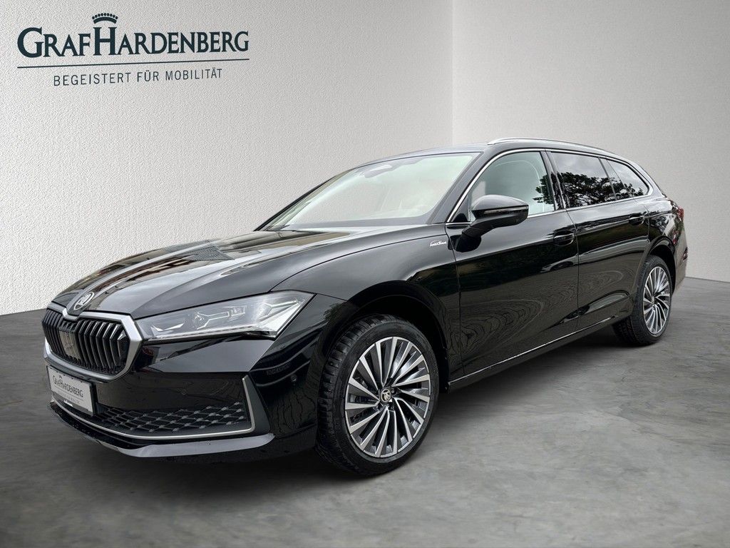 Skoda Superb 2025