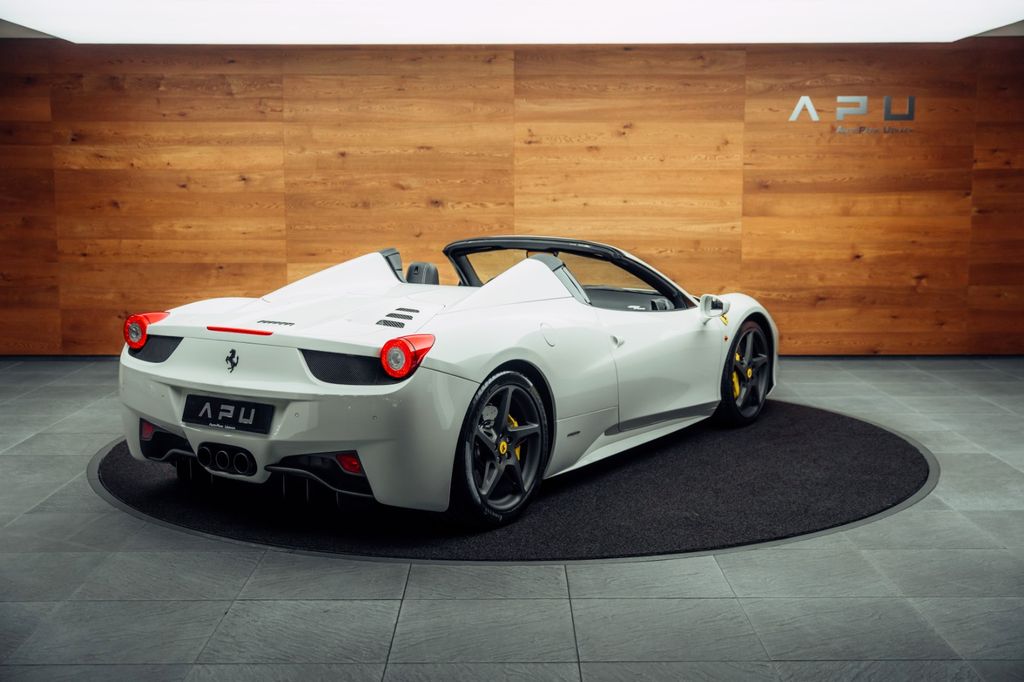 Ferrari 458 2013