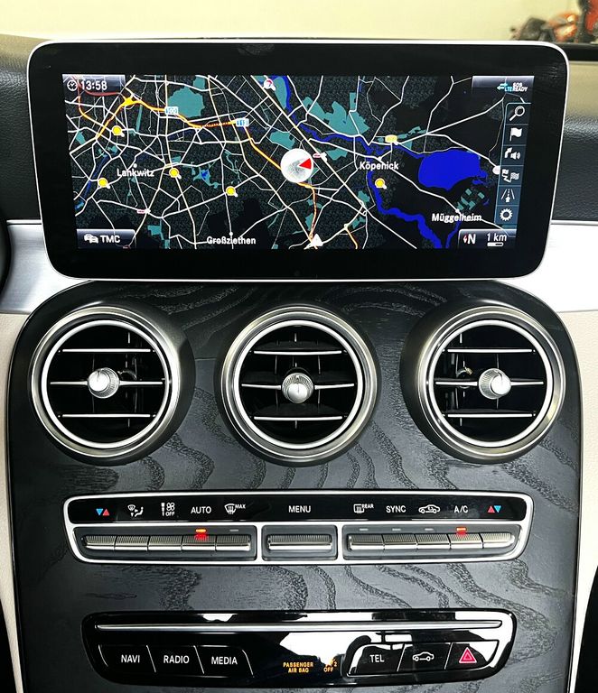 Mercedes-Benz C 300 2020