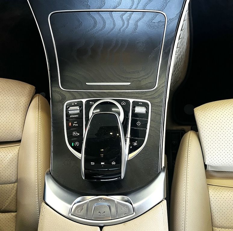 Mercedes-Benz C 300 2020