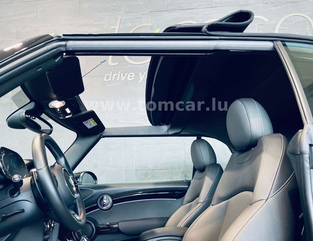 MINI John Cooper Works Cabrio 2023