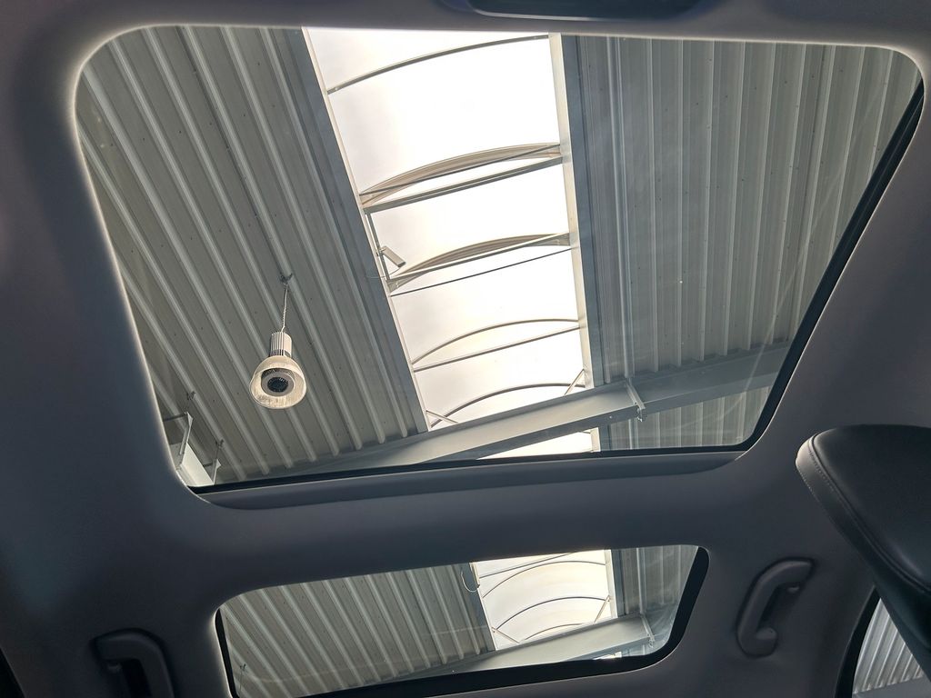 Mercedes-Benz C 300 2024