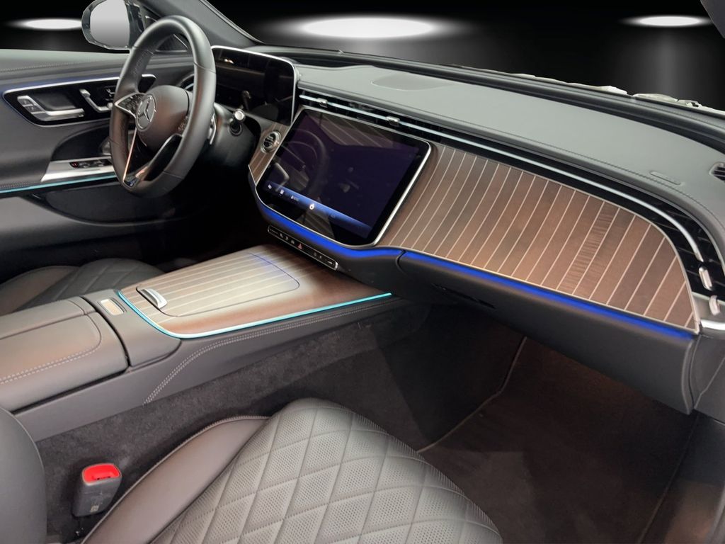 Mercedes-Benz E 300 2024