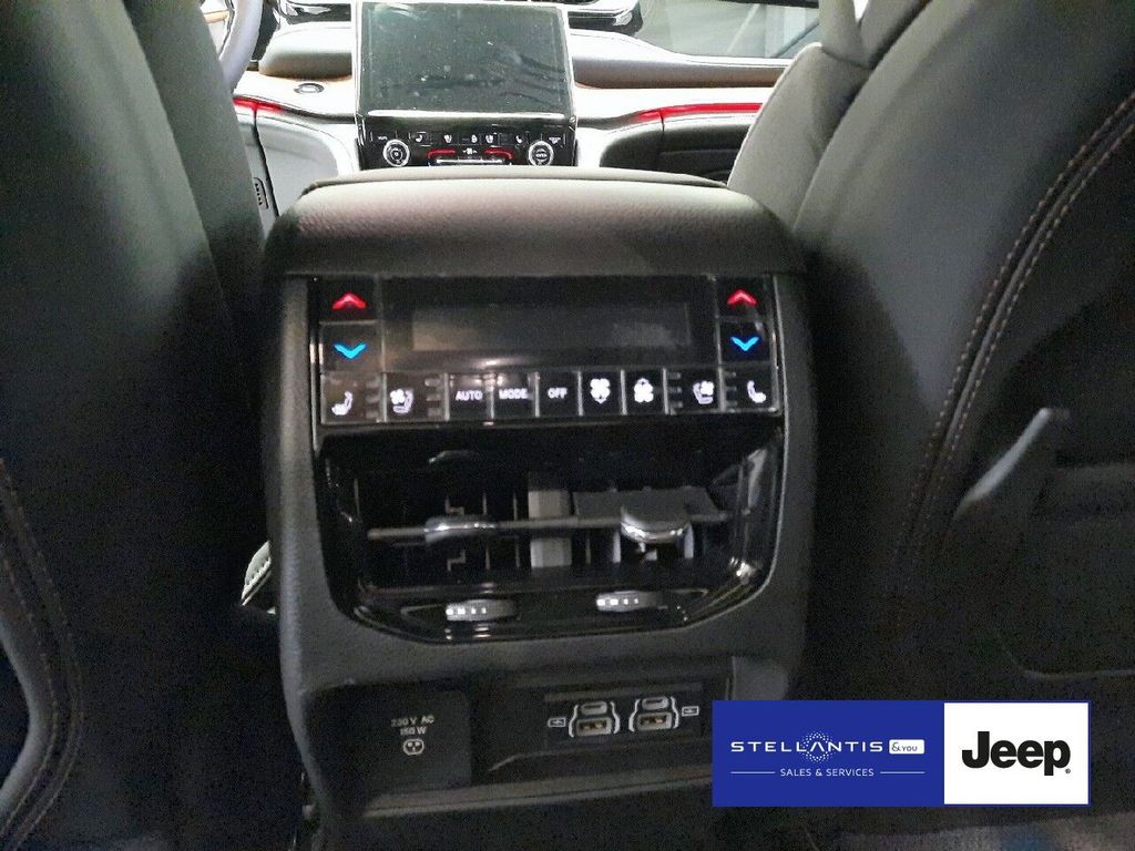 Jeep Grand Cherokee 2025