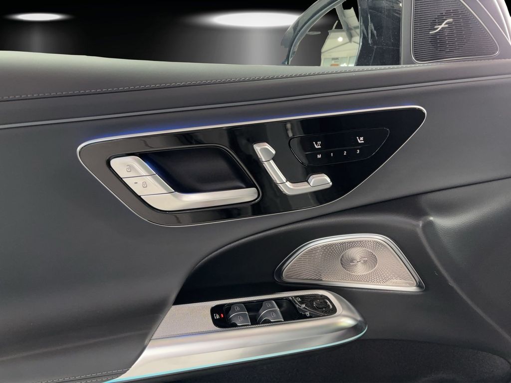 Mercedes-Benz E 300 2024