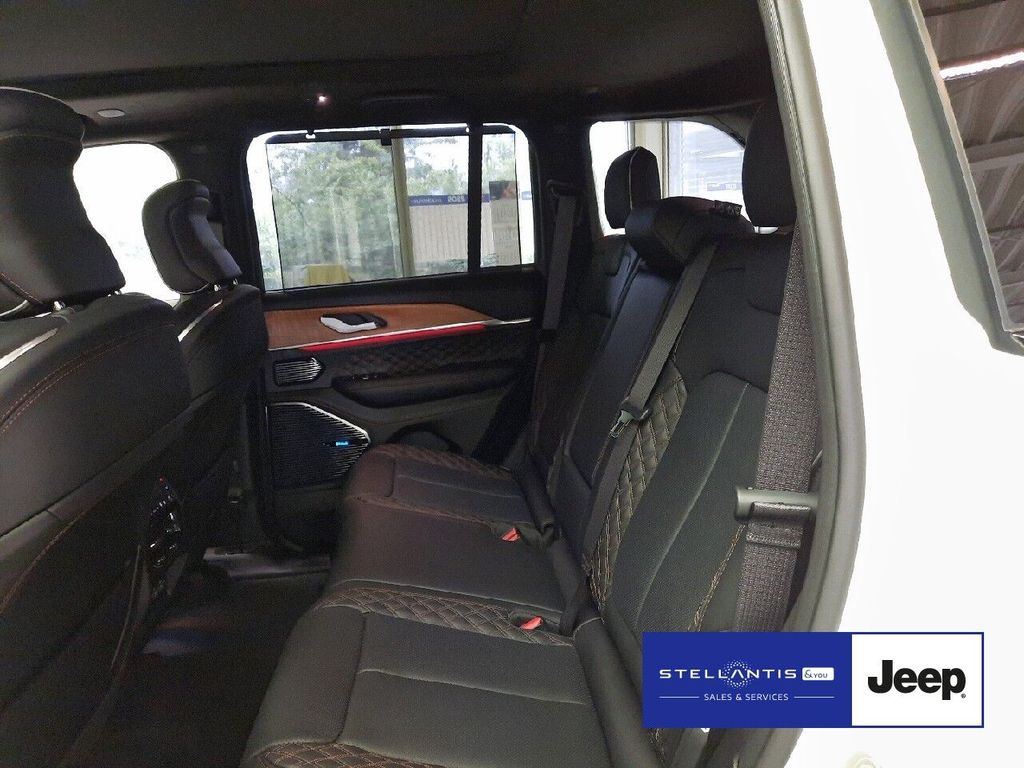 Jeep Grand Cherokee 2025