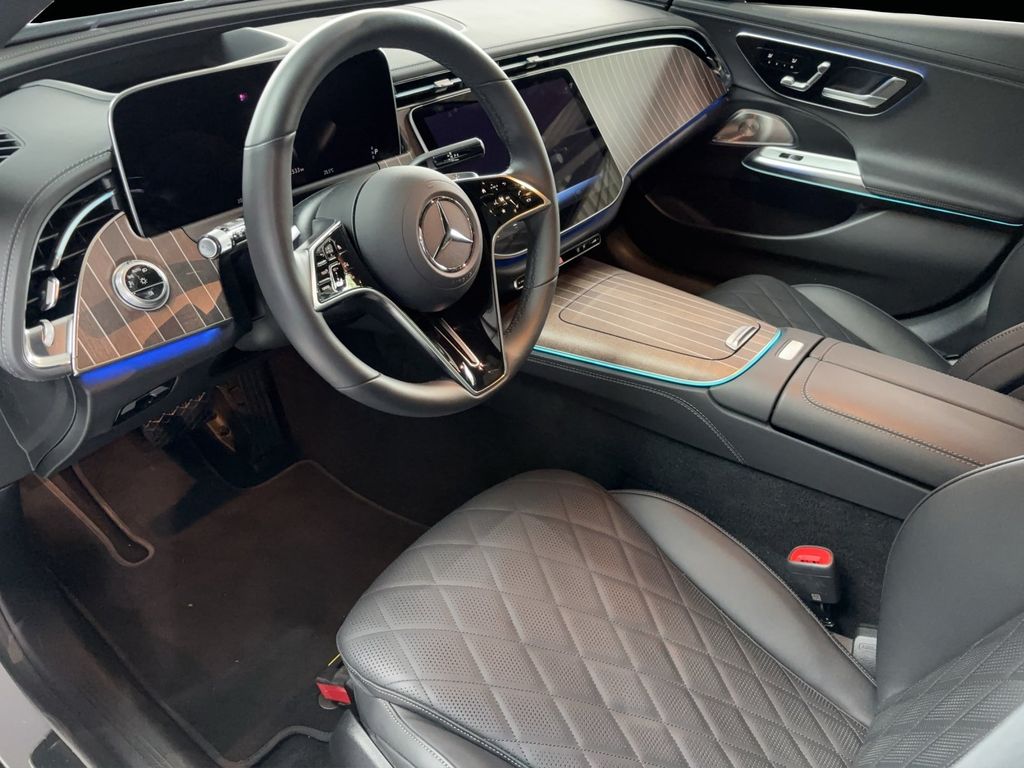 Mercedes-Benz E 300 2024