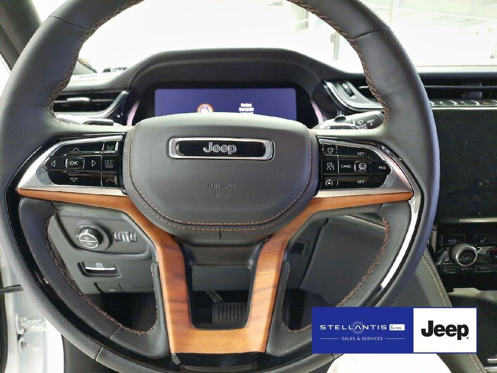 Jeep Grand Cherokee 2025