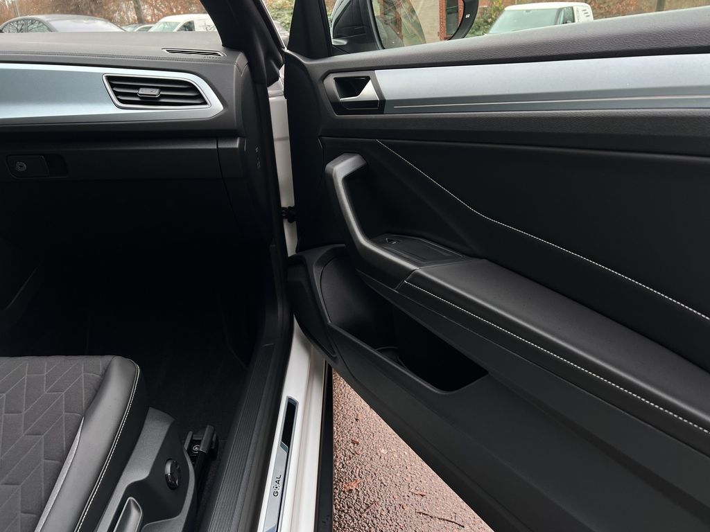 Volkswagen T-Roc 2025