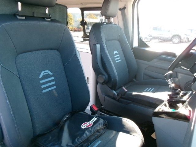 Ford Tourneo Custom 2025