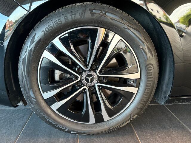 Mercedes-Benz A 200 2024