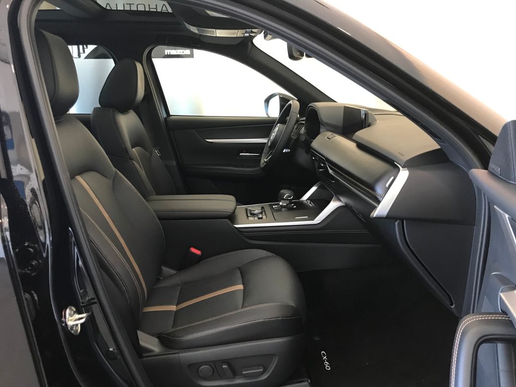 Mazda CX-60 2025