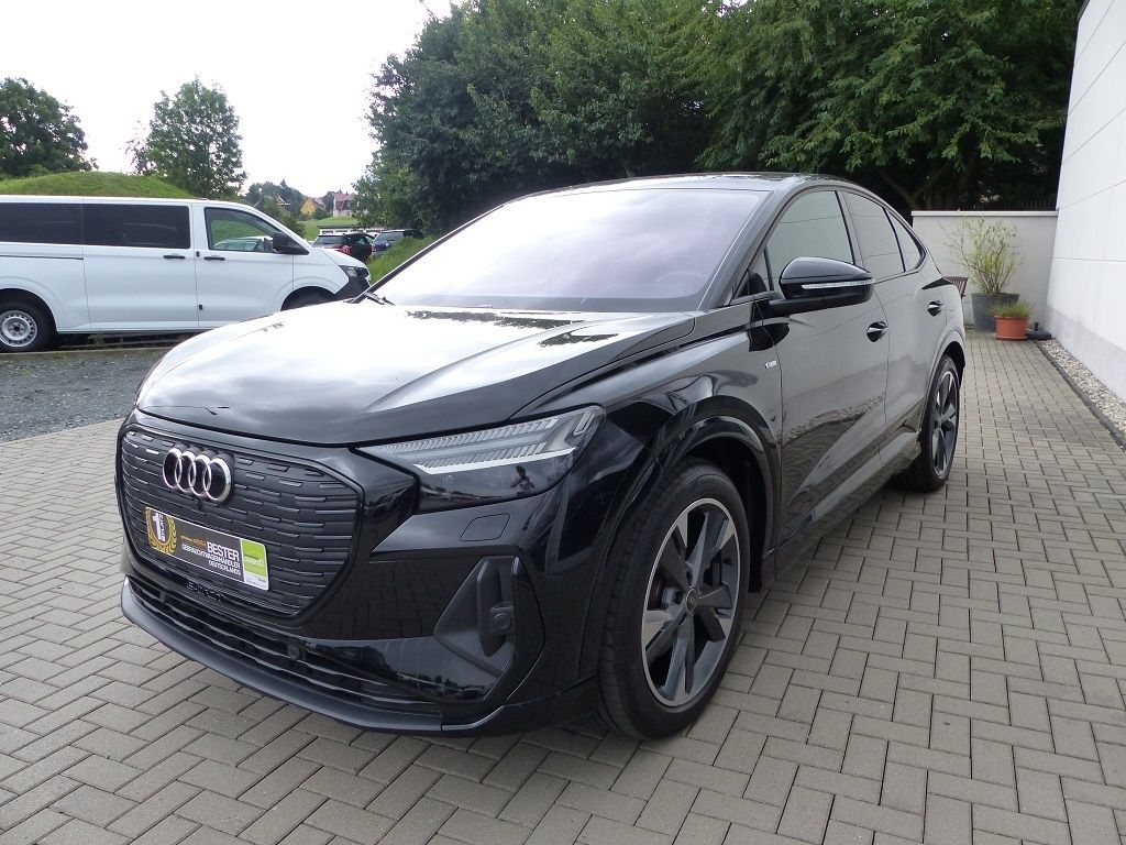Audi Q4 e-tron 2021