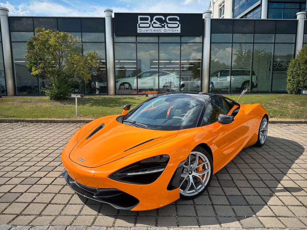 McLaren 720S 2023