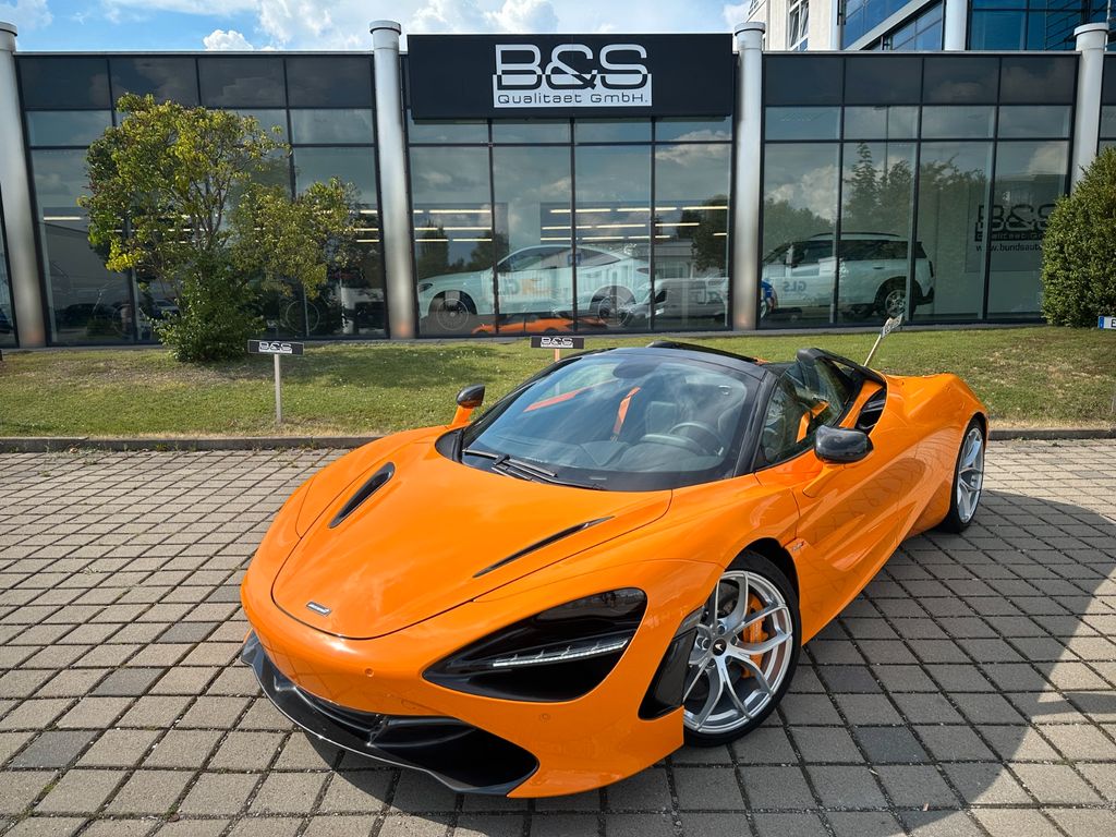 McLaren 720S 2023