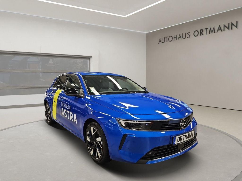 Opel Astra 2022