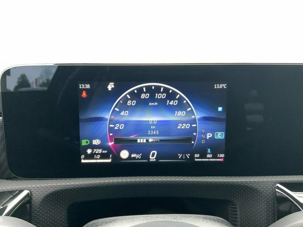 Mercedes-Benz A 200 2025