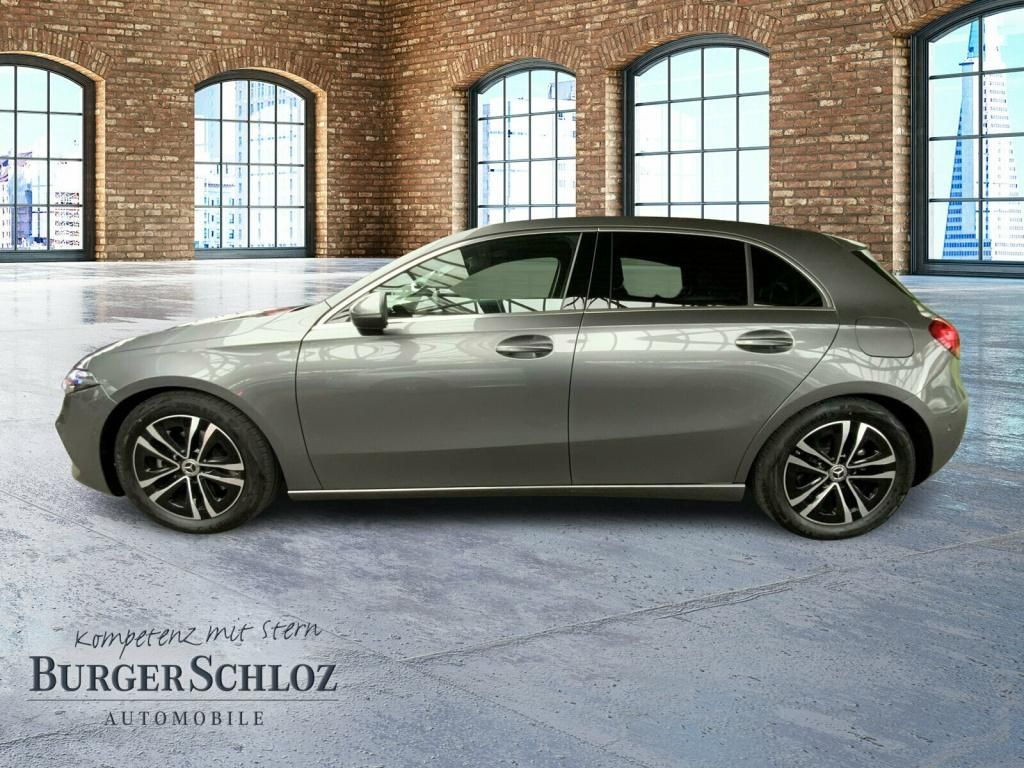 Mercedes-Benz A 200 2025
