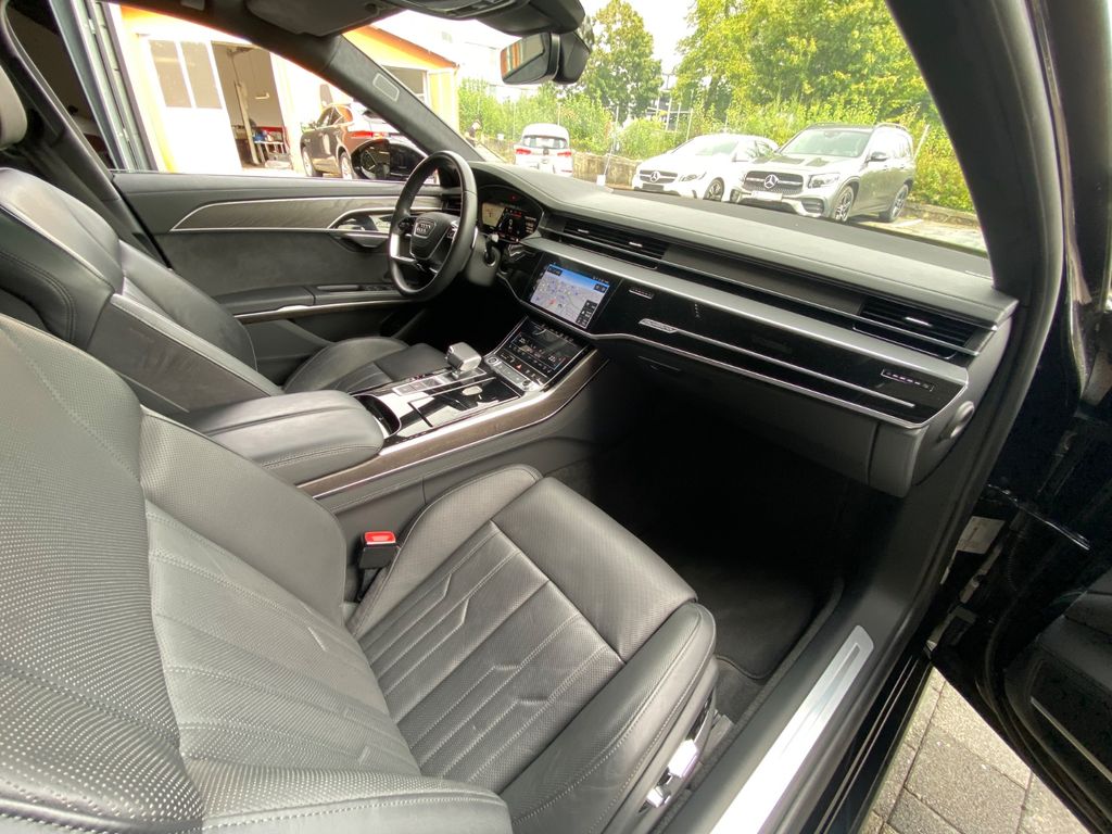 Audi A8 2023