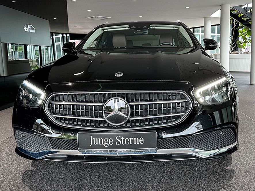 Mercedes-Benz E 300 2022