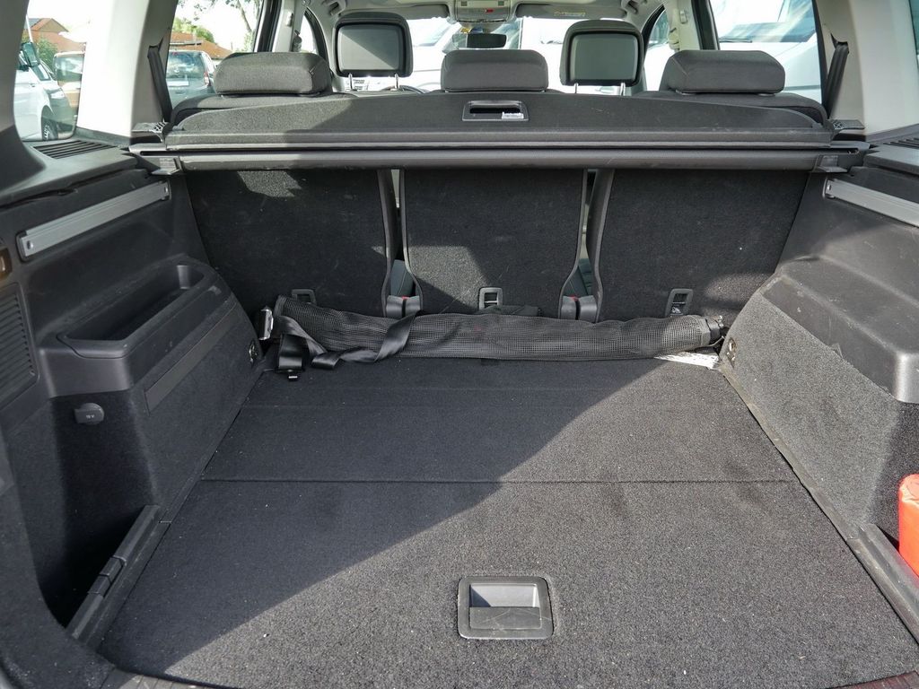 Volkswagen Touran 2021