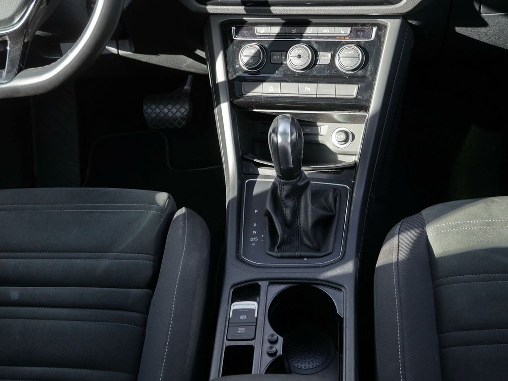 Volkswagen Touran 2021