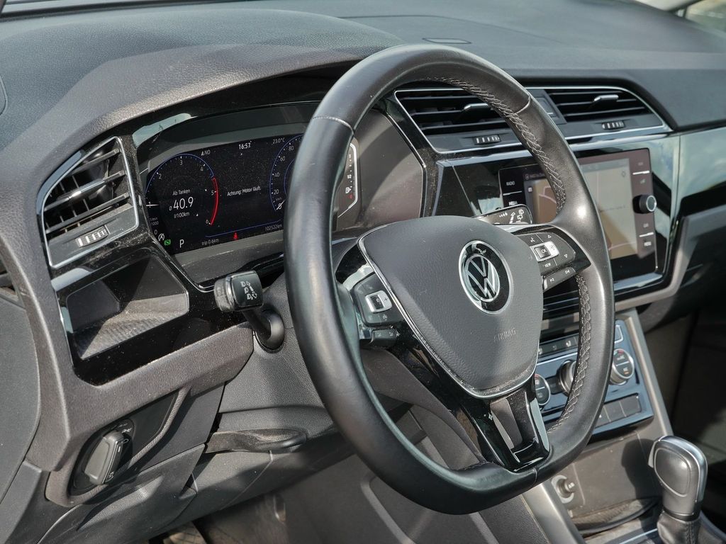 Volkswagen Touran 2021