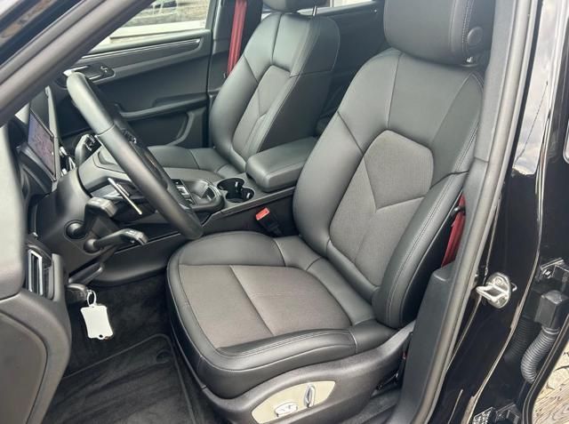 Porsche Macan 2023